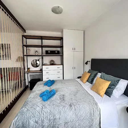 Apartment βright & New - 25' Walk To The Acropolis Athens