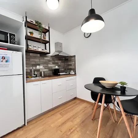 βright & New - 25' Walk To The Acropolis Apartment